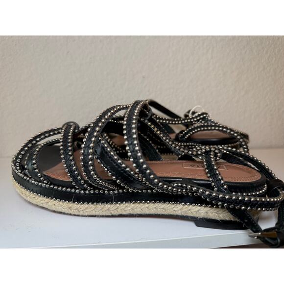 Alaia Sandals - Picture 2 of 5